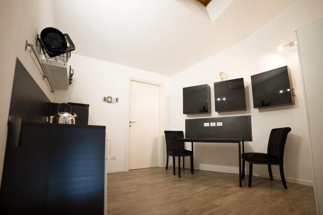 ᗰiki Hoᑌտᗴ Apartamento Florença Exterior foto